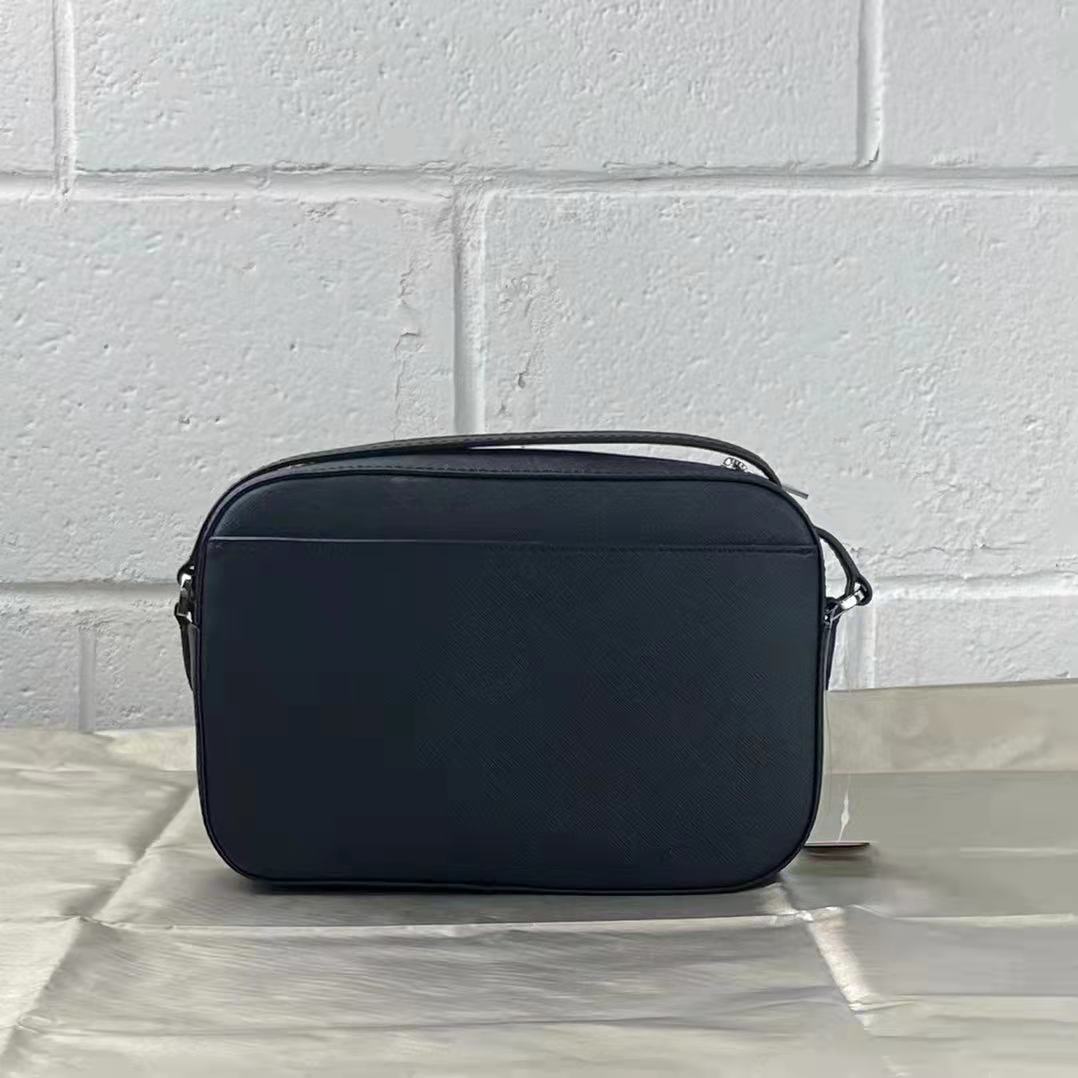 MICHAEL KORS 35T1STTC9L JET SET LARGE SAFFIANO LEATHER CROSSBODY BAG IN BLACK MICHAEL KORS 35T1STTC9L JET SET LARGE SAFFIANO LEATHER CROSSBODY BAG IN BLACK